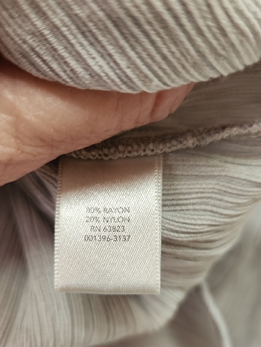 CJ Banks Light Gray Crinkle Henley Blouse - Picture 4 of 4